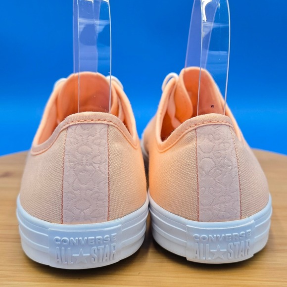 Converse All Star Lightweight Low Top Sneakers Peach Canvas Shoes Womens 8.5 NEW - Picture 4 of 9